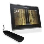 SIMRAD GO9 XSE with Active Imaging 3-in-1 Transducer and C-MAP DISCOVER Chart